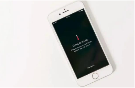 科尔沁右翼前苹果手机维修分享iPhone 手机发热如何快速降温 